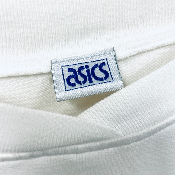 Vintage ASICS Sporty Sweatshirt - Picture 4 of 8